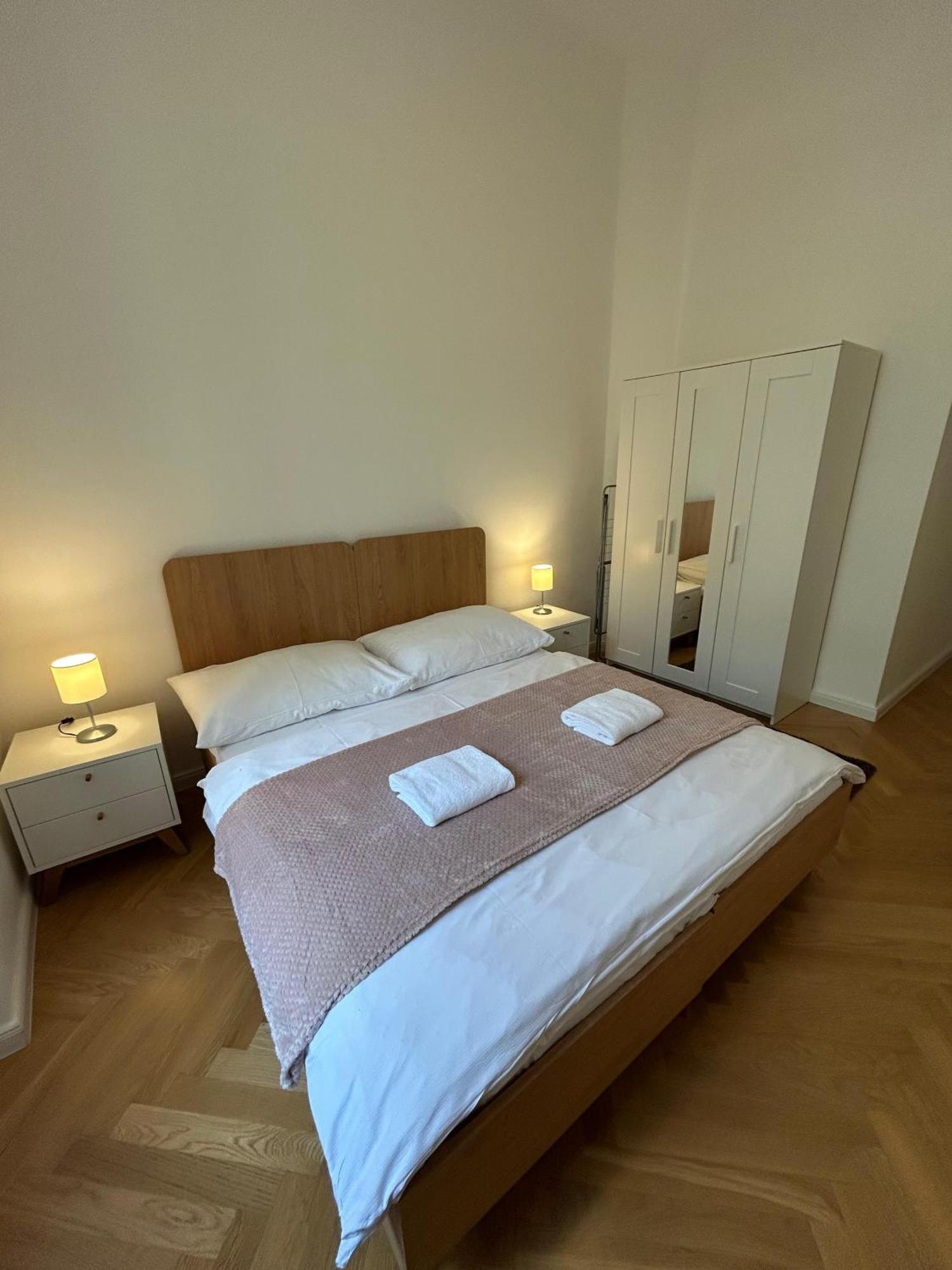 Rasinovo Nabrezi - Riverside Residence Πράγα Εξωτερικό φωτογραφία