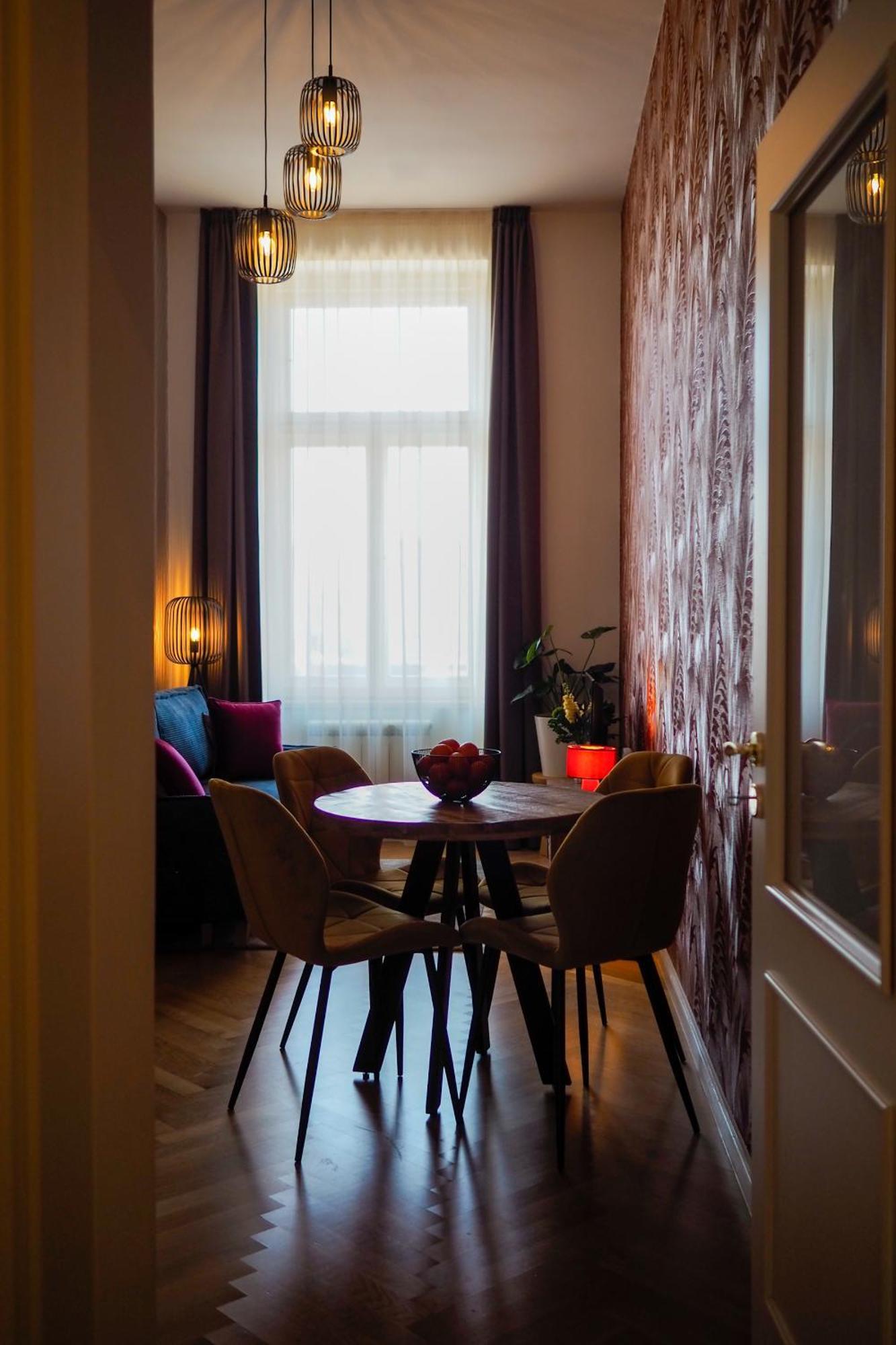 Rasinovo Nabrezi - Riverside Residence Πράγα Εξωτερικό φωτογραφία